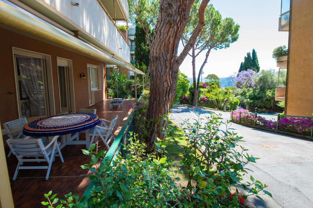 Elegante Appartamento di 200 Mq Con Vista a Sanremo — 4-Star Luxury Hotel in San Remo, Italy