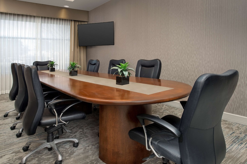 Hilton Garden Inn Dallas Duncanville - photo 35
