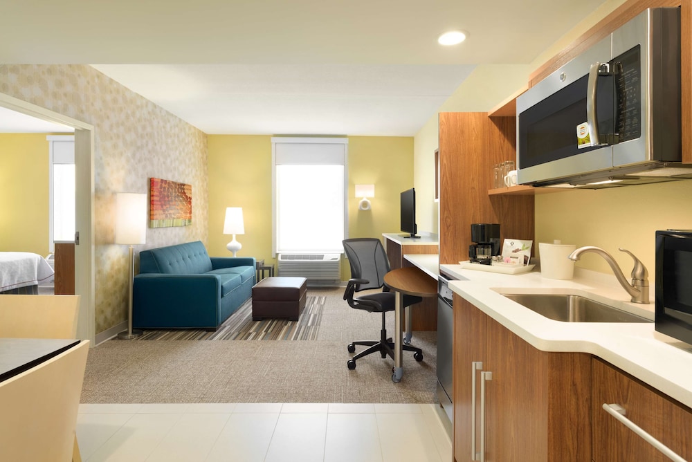Home2 Suites by Hilton Middleburg Heights Cleveland - photo 4