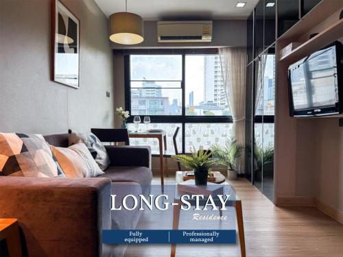 Tropical Modern 1BR Ultra Fast Wifi Thong Lo — 4-Star Luxury Hotel in Bangkok, Thailand