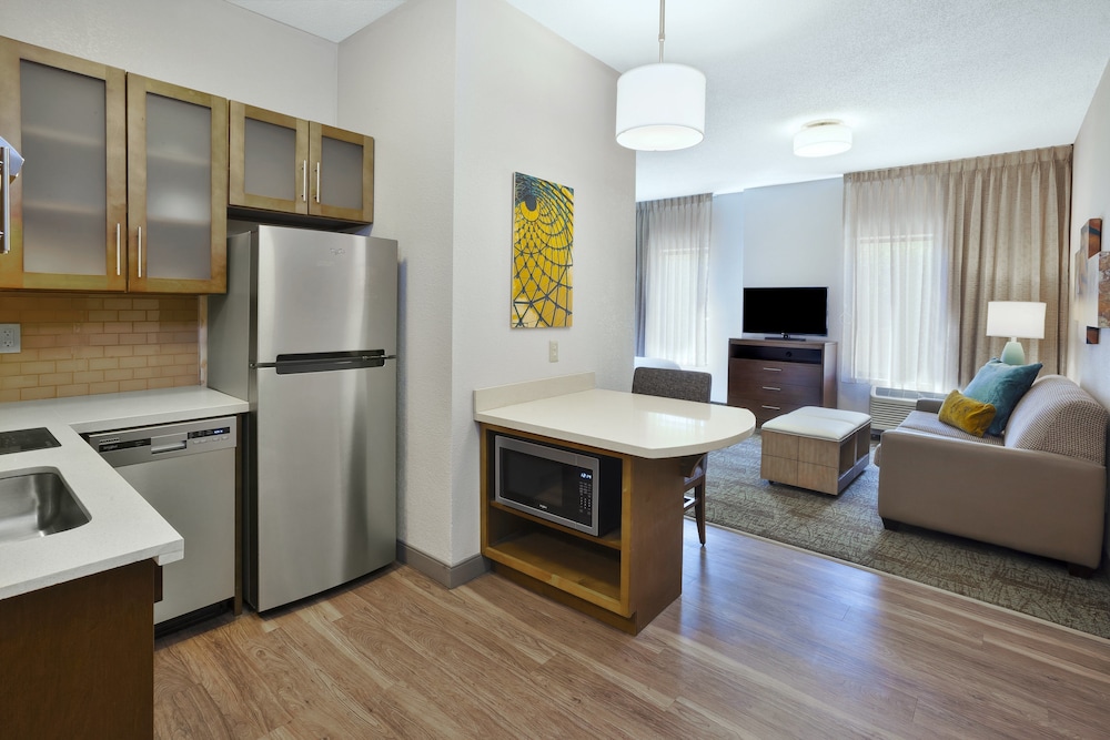 Staybridge Suites Columbia by IHG - photo 20