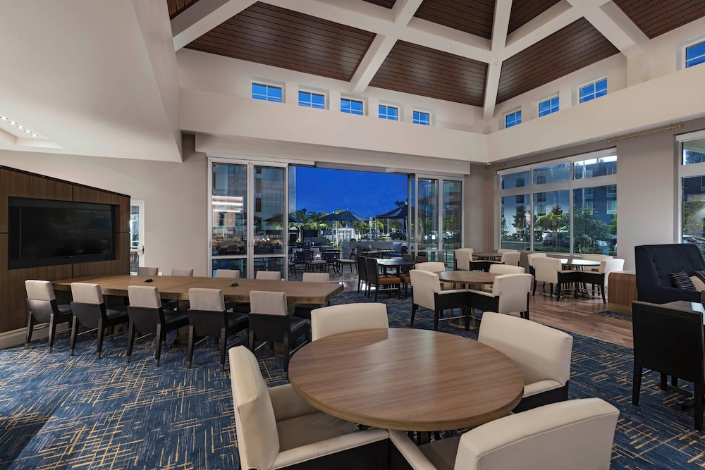 TownePlace Suites by Marriott San Diego Airport Liberty Station - photo 37