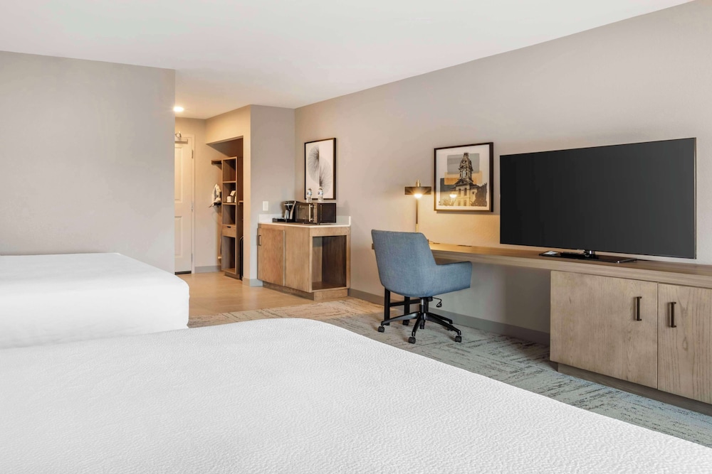 Hilton Garden Inn Charlotte Concord - photo 11