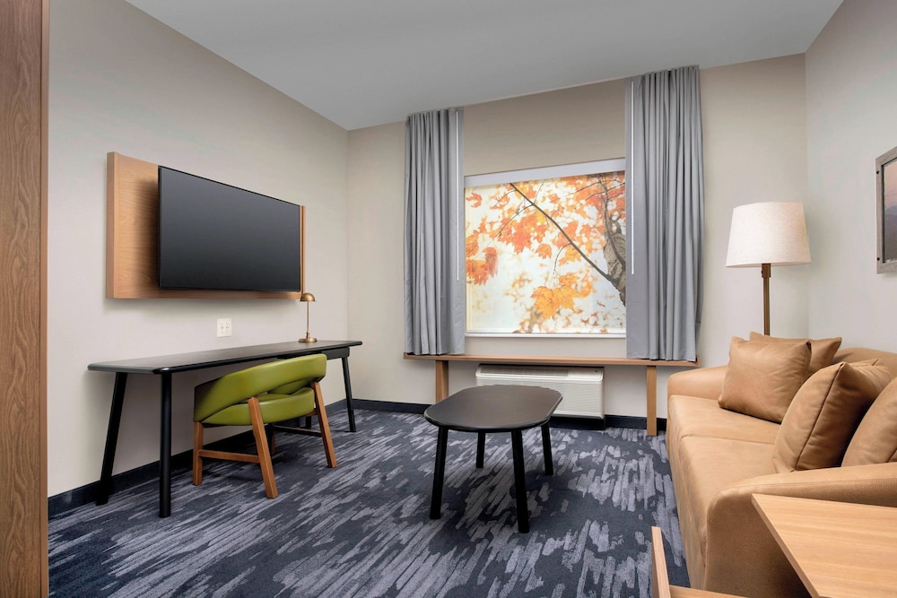 Fairfield Inn & Suites by Marriott Miami Airport West Doral - photo 9