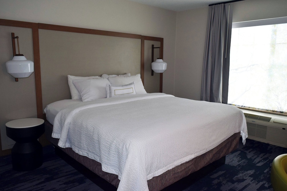 Fairfield Inn and Suites by Marriott Youngstown Austintown - photo 6