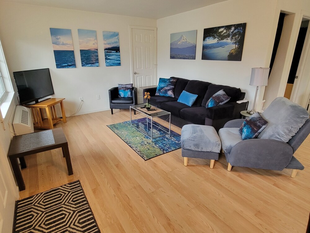 Hood River Suites Apartment Hotel - photo 12
