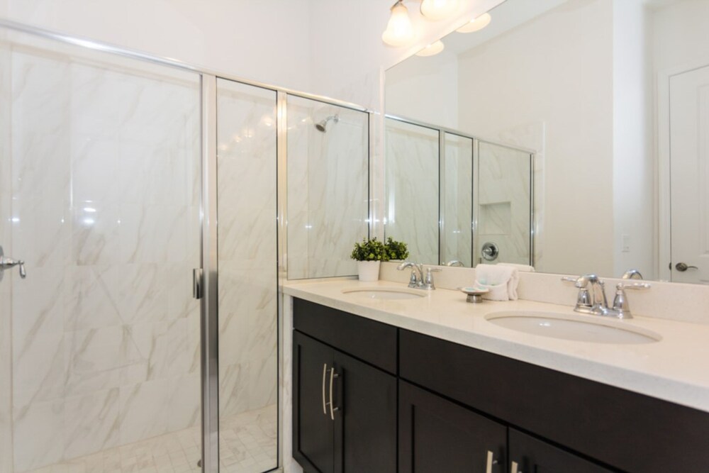 Festival Resort 450 Five Bedroom Townhome with Private Plunge Pool - photo 23