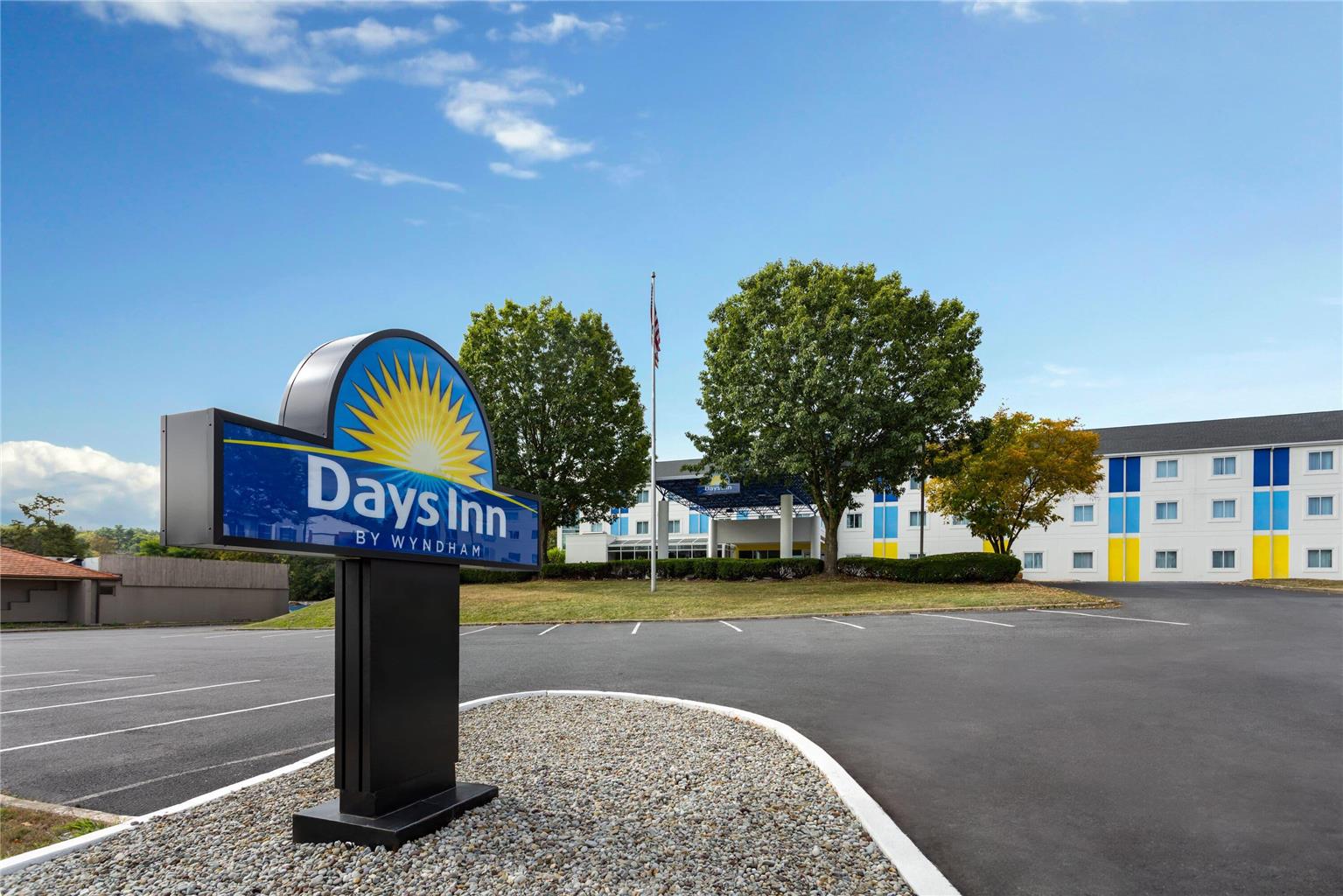 Days Inn by Wyndham Penn State - last minute hotel in State College