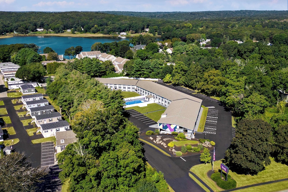 Spark by Hilton Mystic Groton — hotel in Mystic
