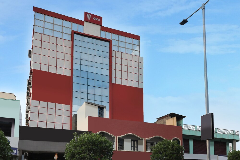 OYO 18251 Flagship Sasi Paradise in Vijayawada, India