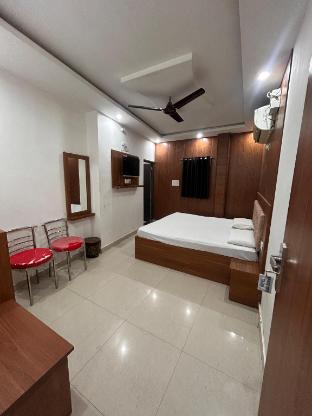 Hotel Shri Mohan — hotel in Mainpuri