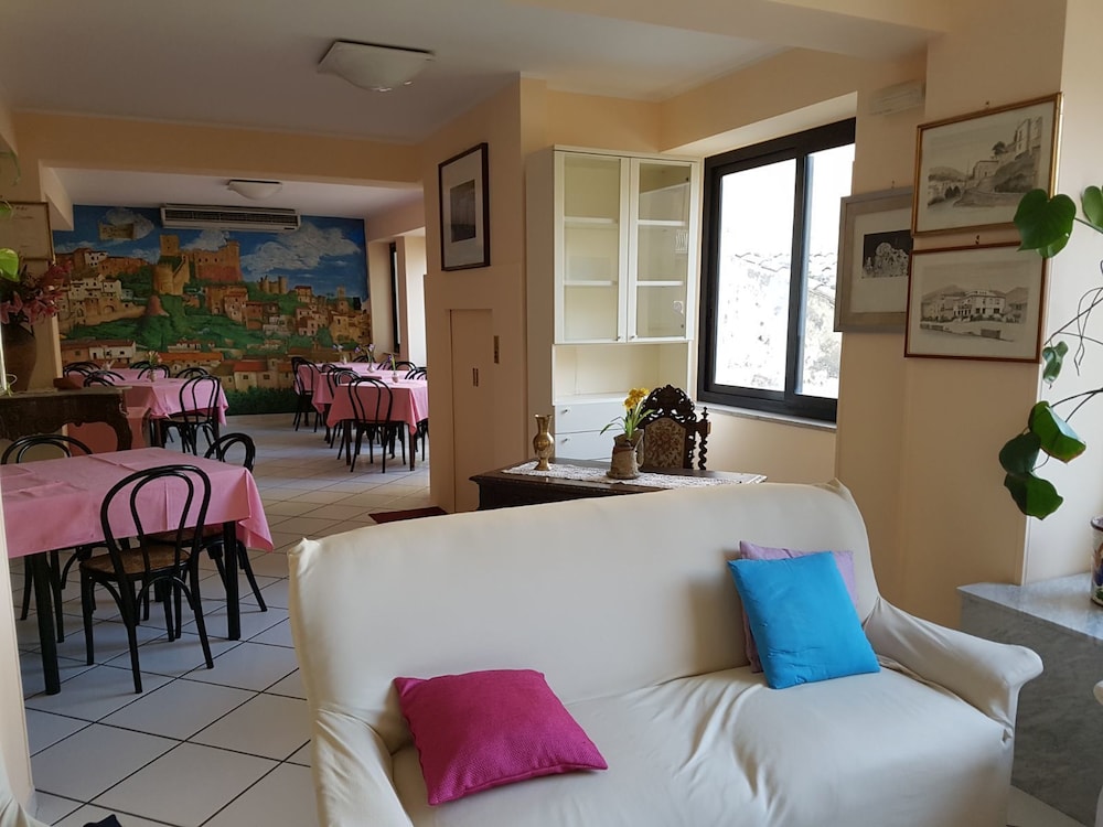 Hotel Il Grottone — Itri — photo 3