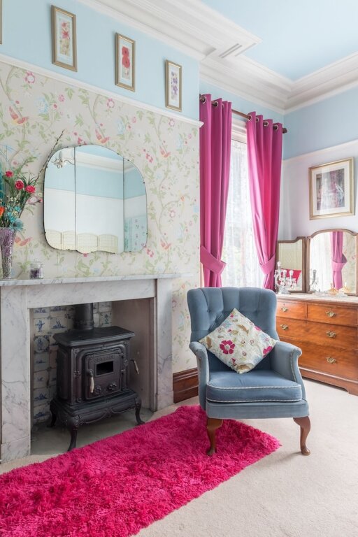 Woodside Villa Whitby