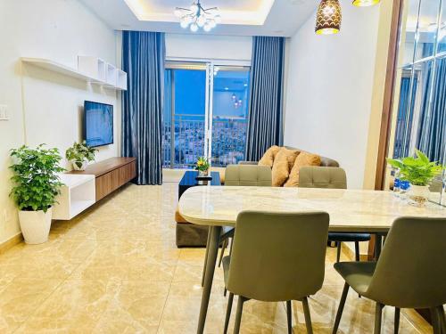 Yourhomes Sunrisecity View Quận 7 — 4-Star Luxury Hotel in Ho Chi Minh City, Vietnam