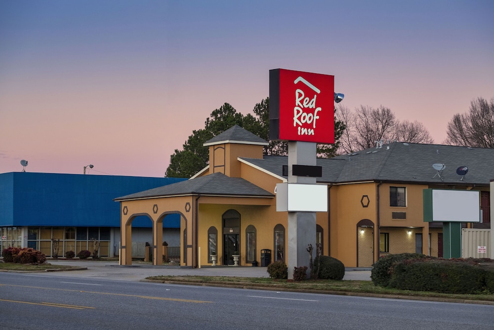 Red Roof Inn Muscle Shoals - featured photo