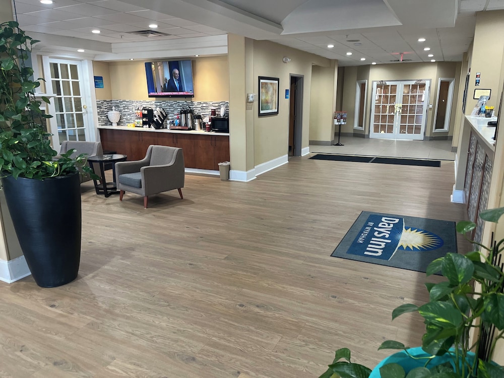 Days Inn By Wyndham Cedartown GA - photo 5