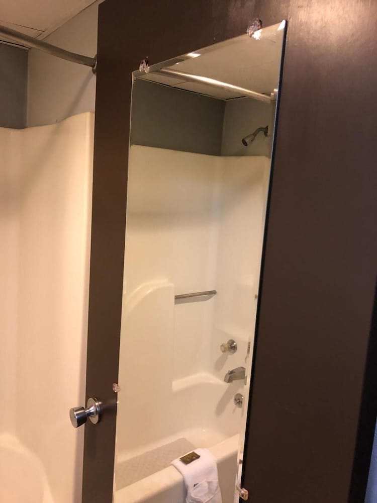 Springfield Inn TN - photo 25