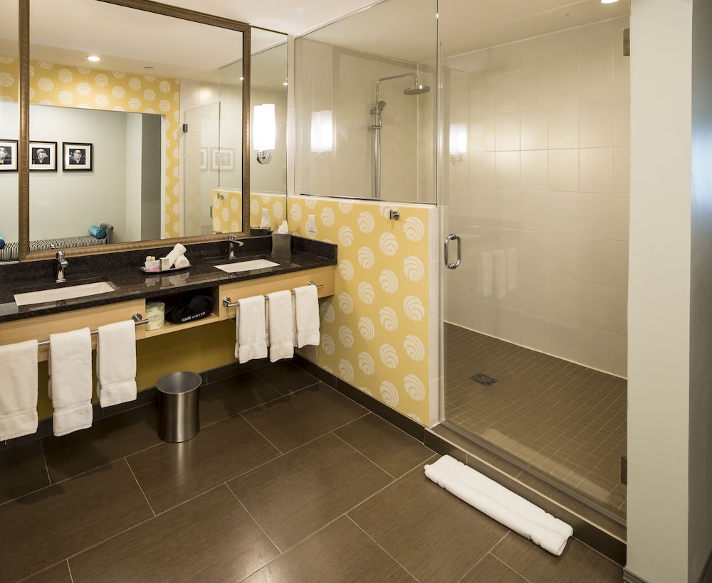 Hotel Indigo Pittsburgh East Liberty by IHG - photo 22