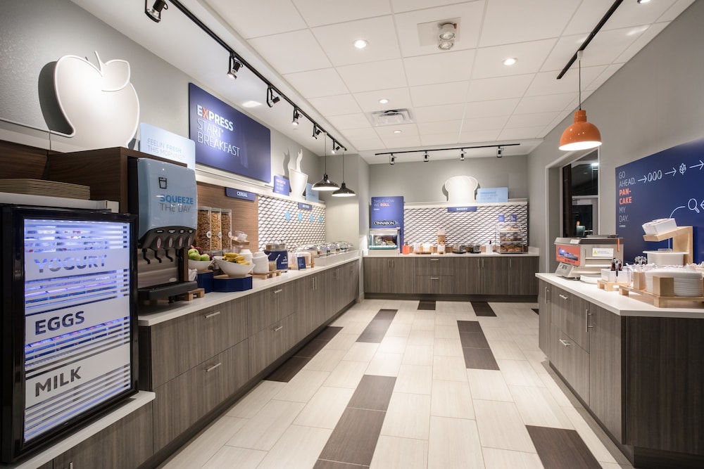 Holiday Inn Express & Suites Denver Ne Brighton by IHG - photo 15