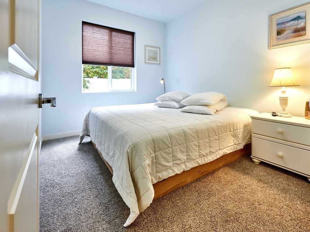 Surfer's Beach Retreat - photo 13