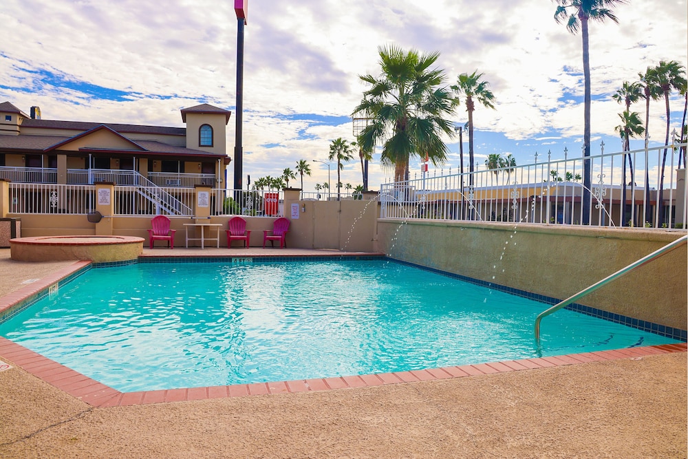 OYO Hotel McAllen Airport South - photo 59