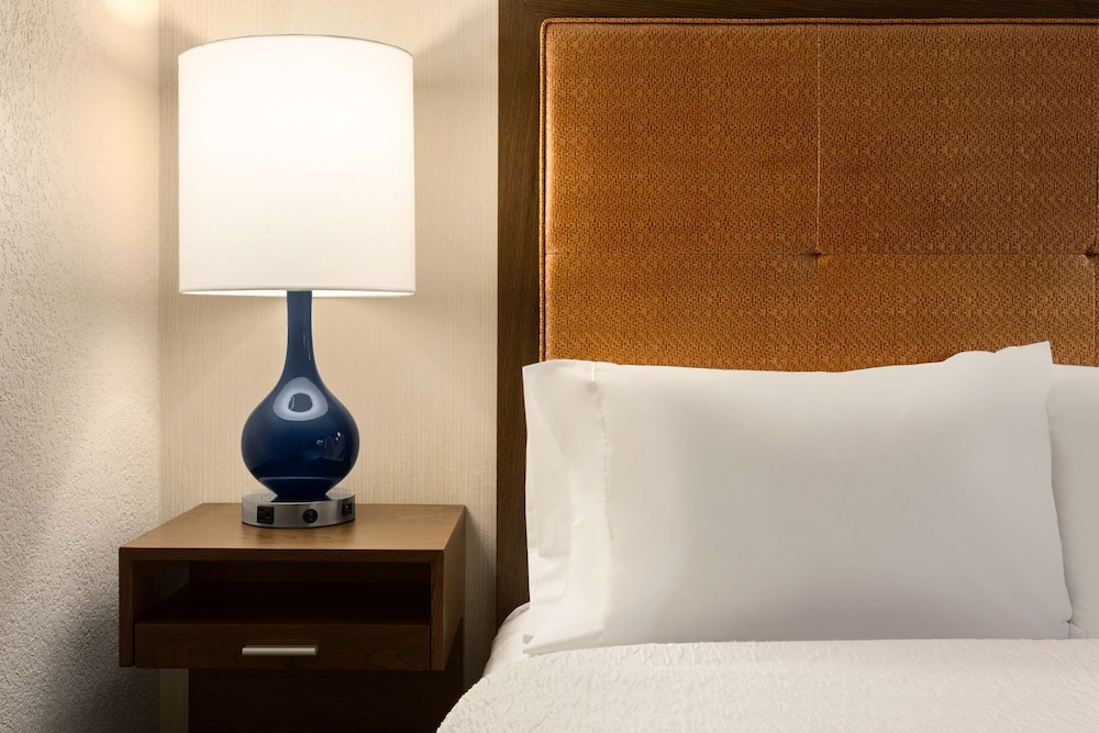 Hampton Inn by Hilton Fort Smith - photo 10