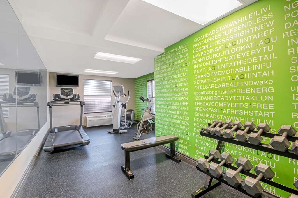 La Quinta Inn & Suites by Wyndham Denison N. Lake Texoma - photo 9