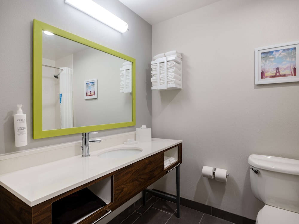 Hampton Inn West Palm Beach Florida Turnpike - photo 32
