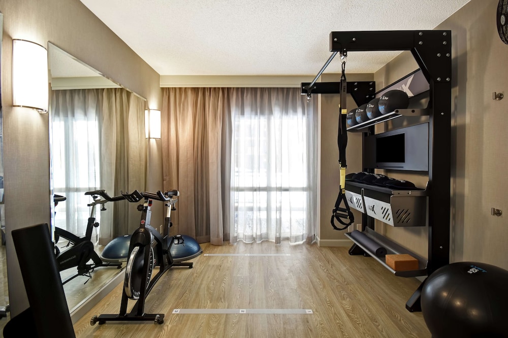 Embassy Suites by Hilton Raleigh Durham Research Triangle - photo 33