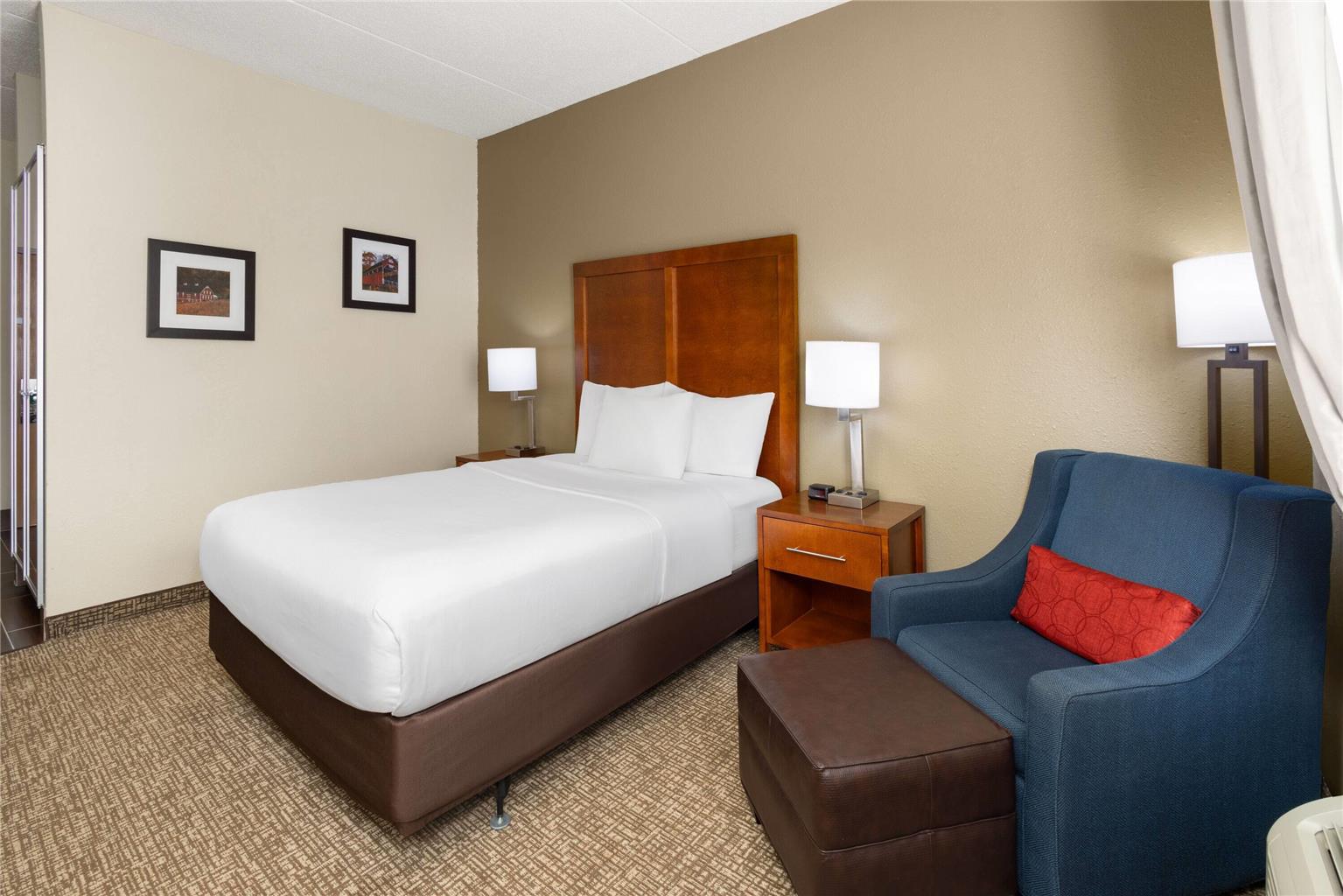 Wingate by Wyndham Pittsburgh New Stanton - photo 24