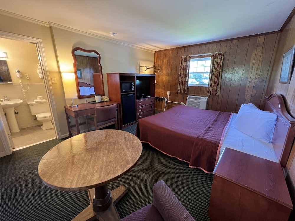 Relax Inn in Natural Bridge - photo 4