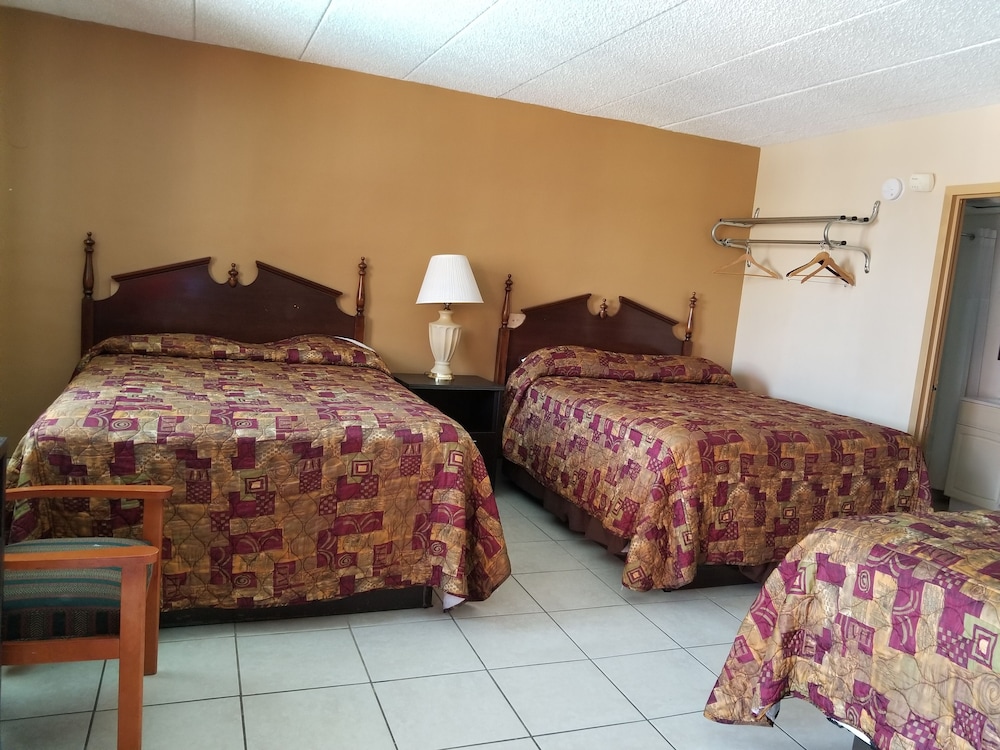 Cloud 9 Inn - photo 9