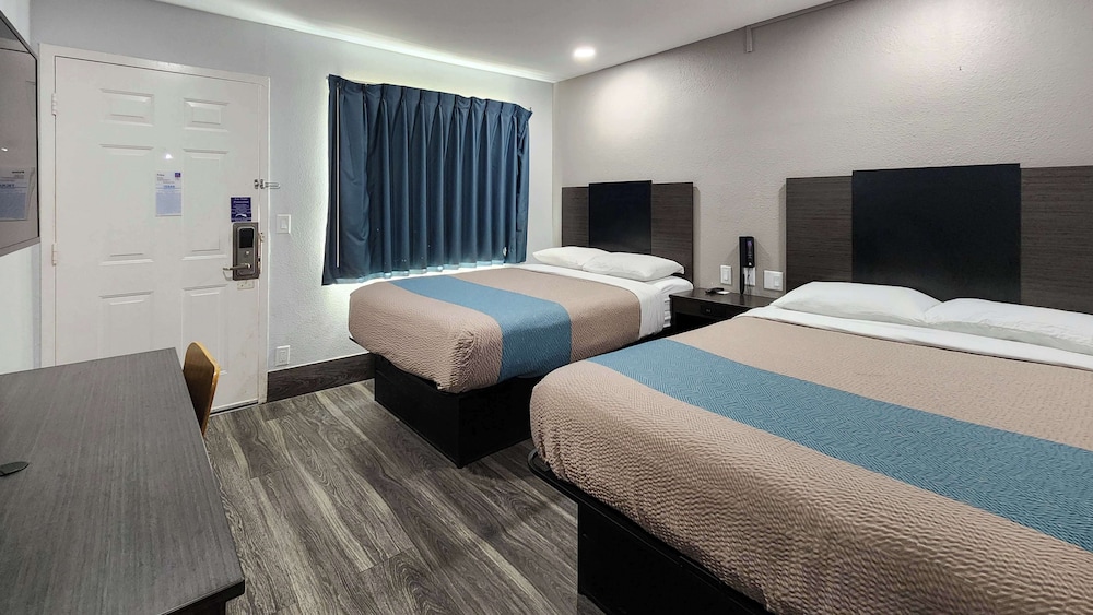 Motel 6 Galveston TX - photo 10