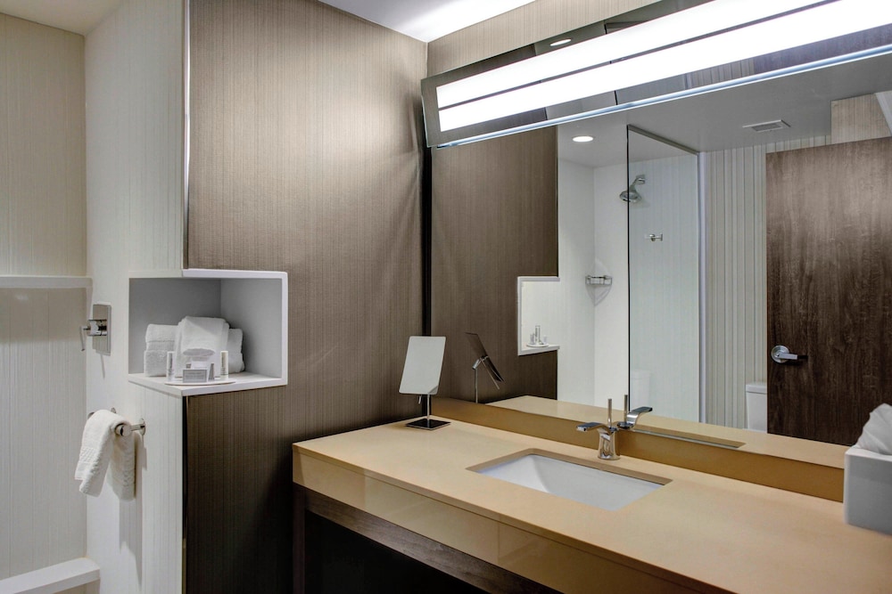 Courtyard by Marriott Carrollton - photo 23