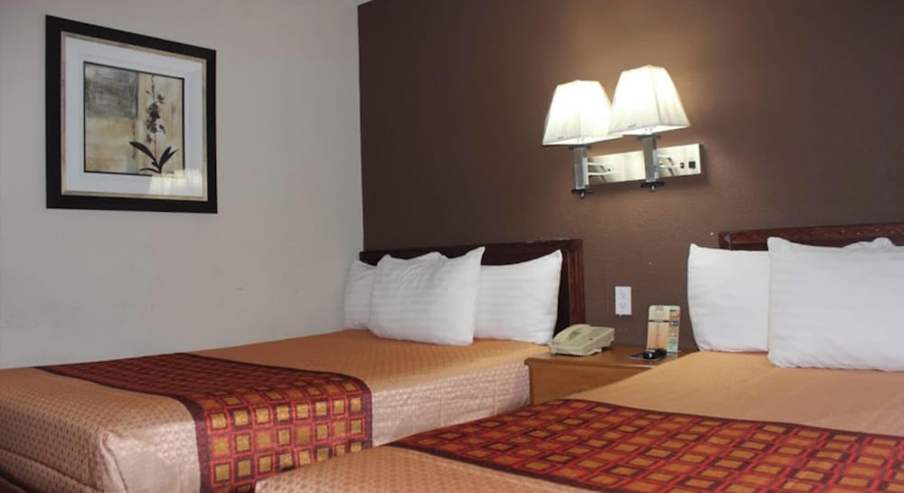 Travel Inn By OYO Omaha - photo 10