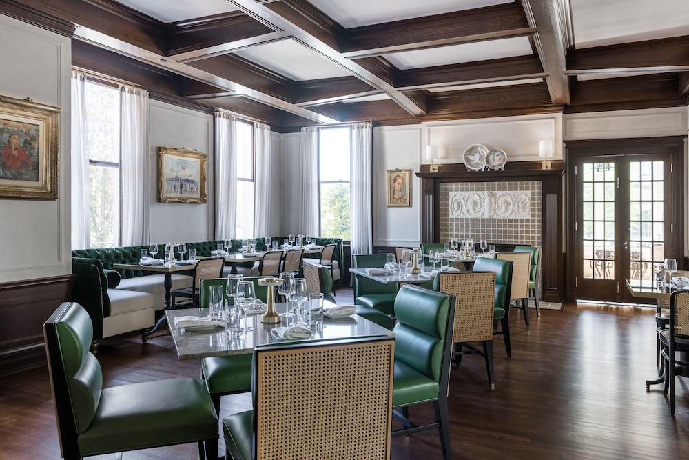 La Colombe d'Or Hotel - photo 102