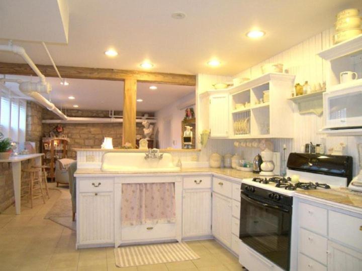 Alexander Mansion Bed and Breakfast - photo 44