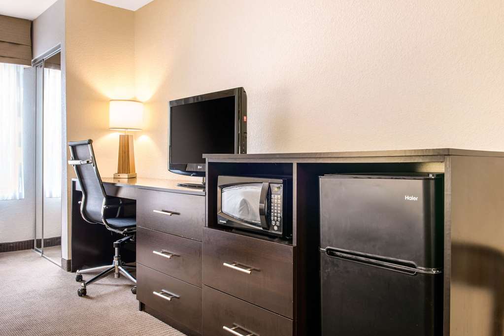 Sleep Inn & Suites Columbus South - photo 34