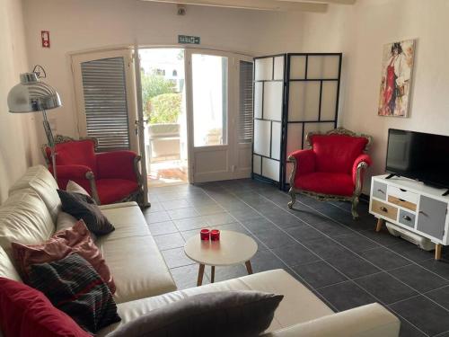 Casa Annette Praia do Carvoeiro — 4-Star Luxury Hotel in Carvoeiro, Portugal