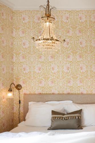 Jugend 1903 — 4-Star Luxury Hotel in Alesund, Norway