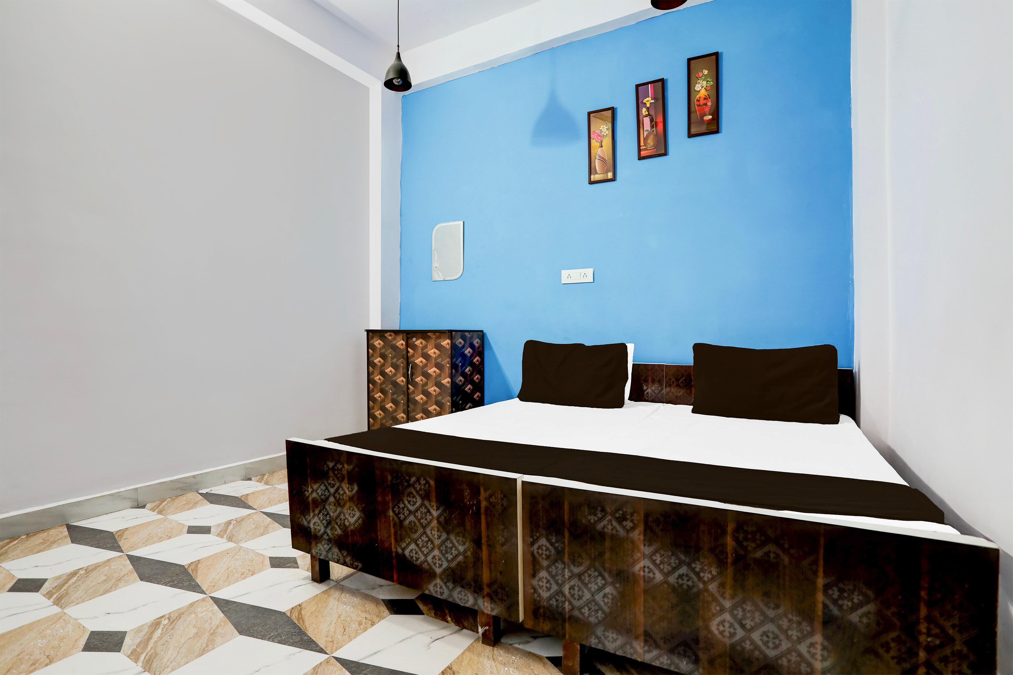 Om Sai Bhawan - last minute hotel in Varanasi