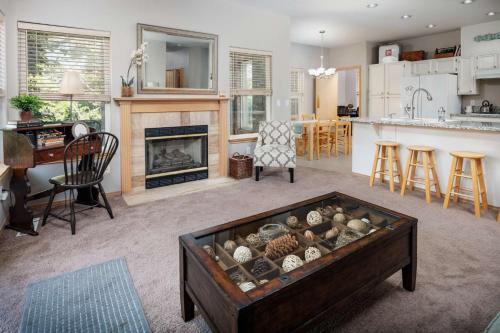 Cooper Mountain Retreat — Beaverton