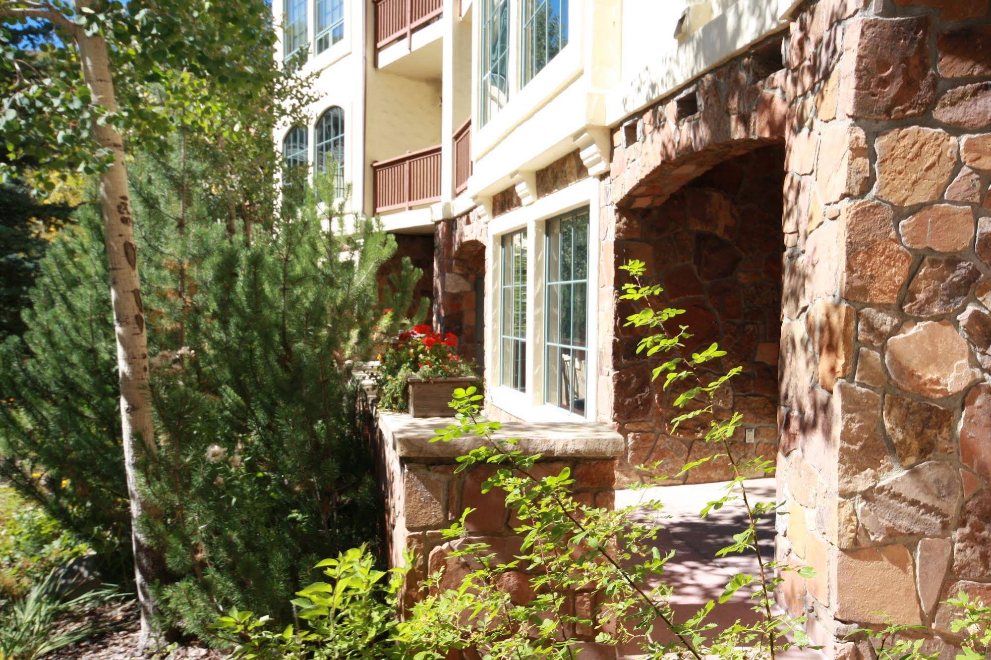 Snowberry by Elevation Accommodations - photo 40