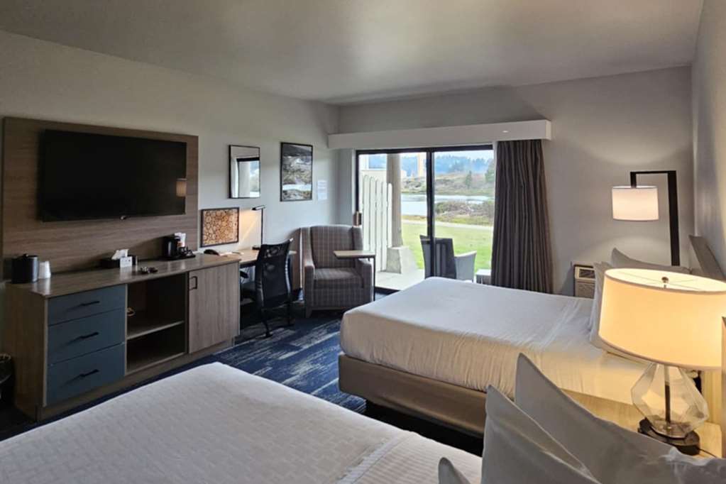 Edgewater Inn and Suites an Ascend Collection Hotel - photo 25