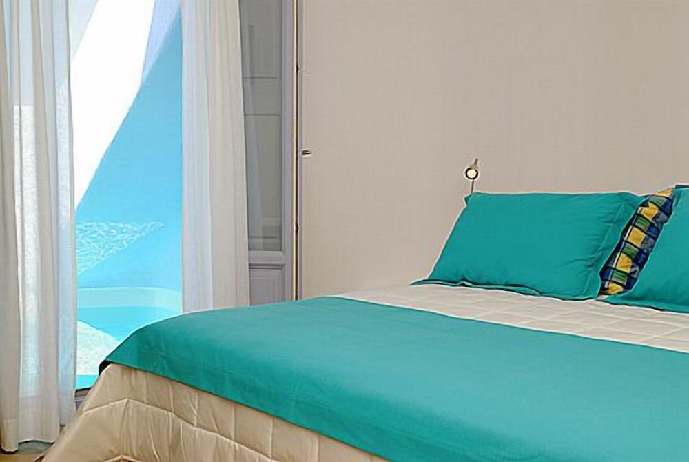 Ikastikies Suites — Fira — photo 4