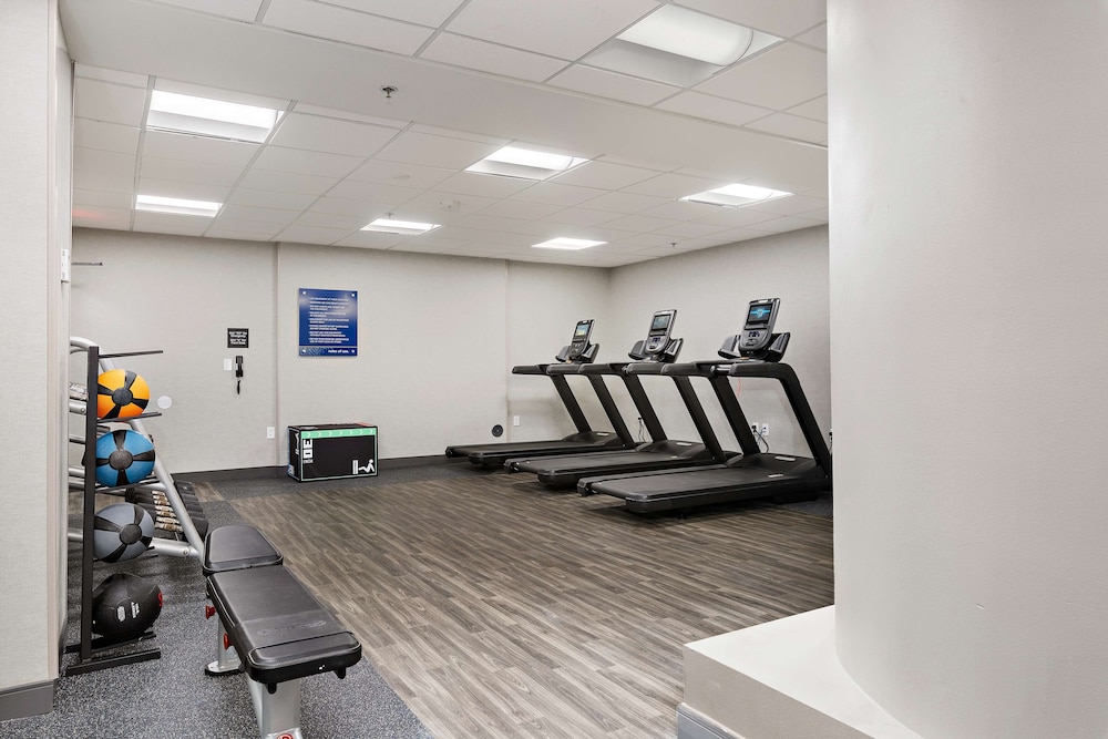 Hampton Inn Kansas City Downtown Financial District - photo 30