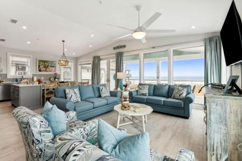 Ocean Lookout 3 Heated Pool Beachfront Deck Stunning Ocean Views in Fernandina Beach, United States