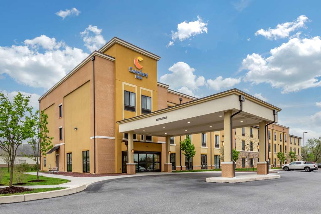 Comfort Inn PA Turnpike 1 81 - featured photo