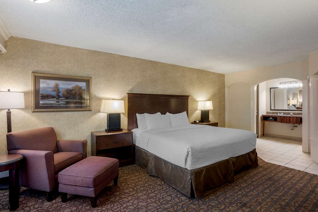 Best Western Inn of the Ozarks - photo 12