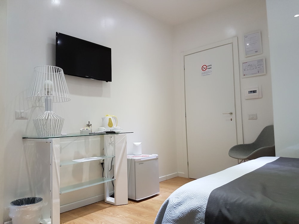Chain Vatican Suites - last minute hotel in Rome